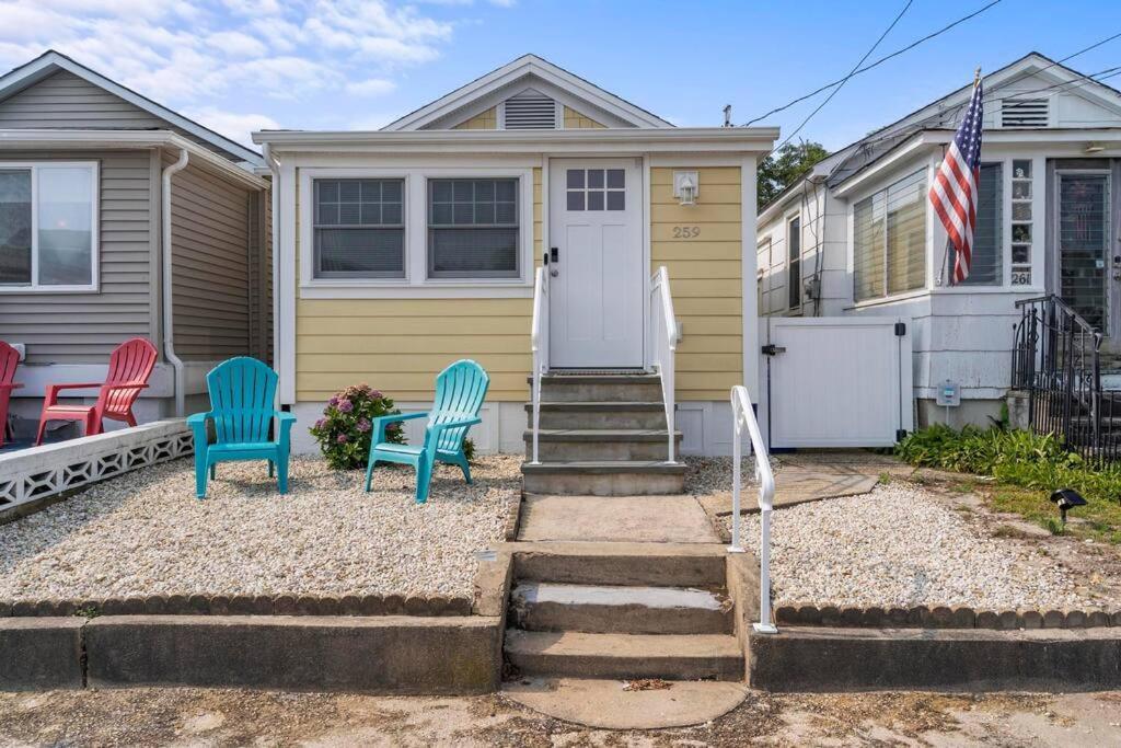 Pristine Home 2 Bedrooms 1 Bath Deck And Grill Seaside Heights Exterior photo